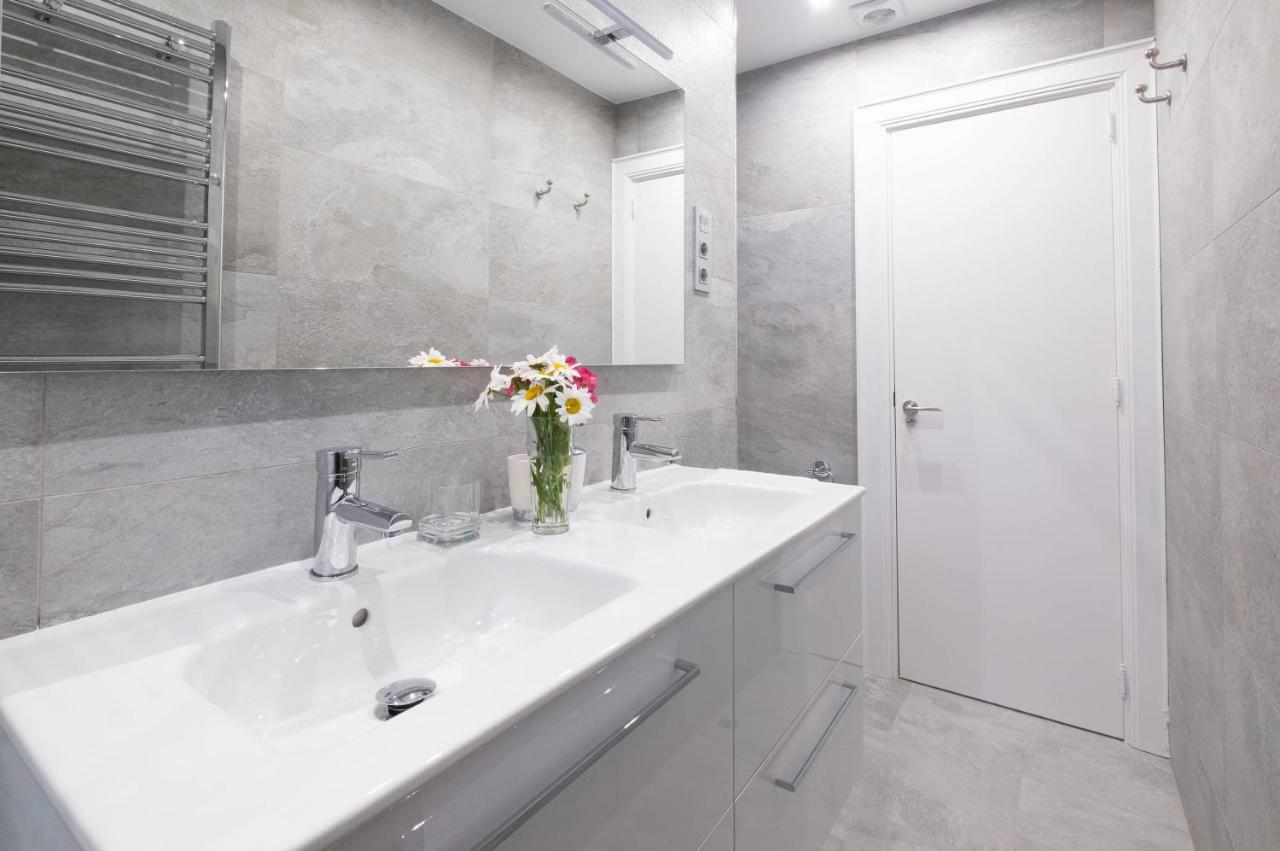 Apartamento Tiboli Con Parking Gratuito 毕尔巴鄂 外观 照片