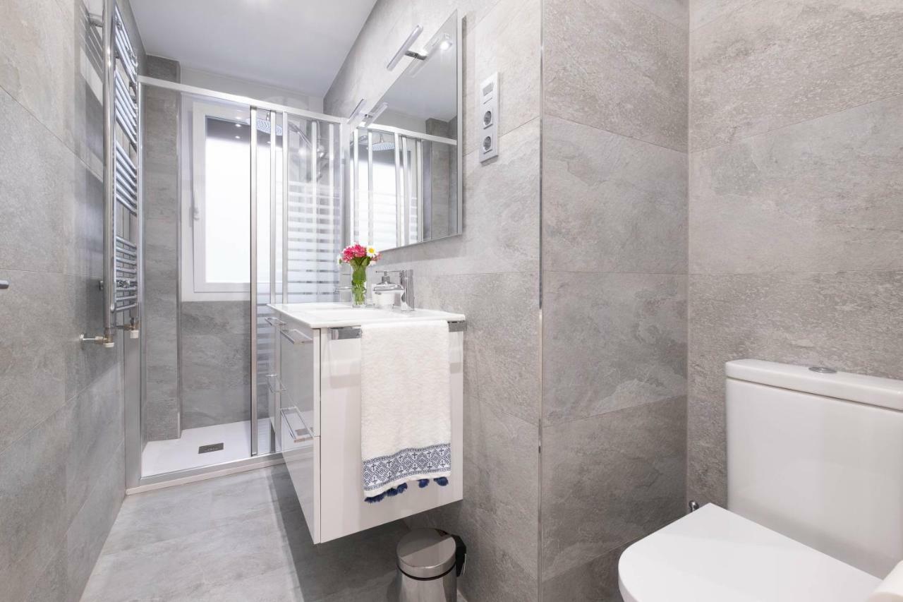 Apartamento Tiboli Con Parking Gratuito 毕尔巴鄂 外观 照片